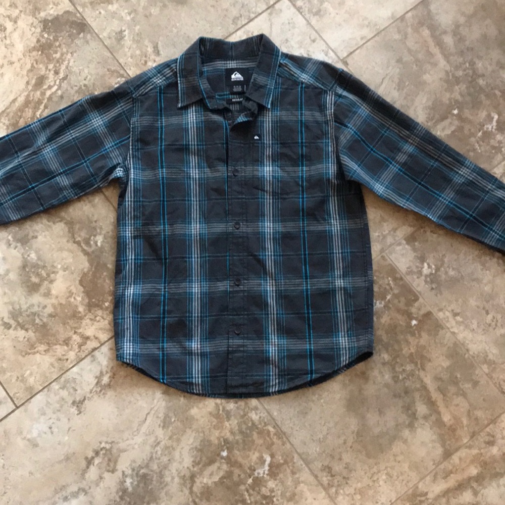 Quicksilver long sleeve collard shirt
